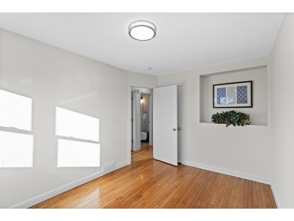 8141 5th Street NE Spring Lake Park MN 55432 7013639 image16