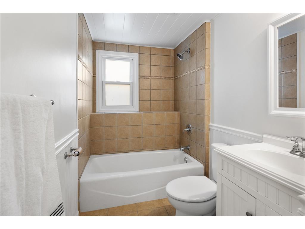 8141 5th Street NE Spring Lake Park MN 55432 7013639 image27