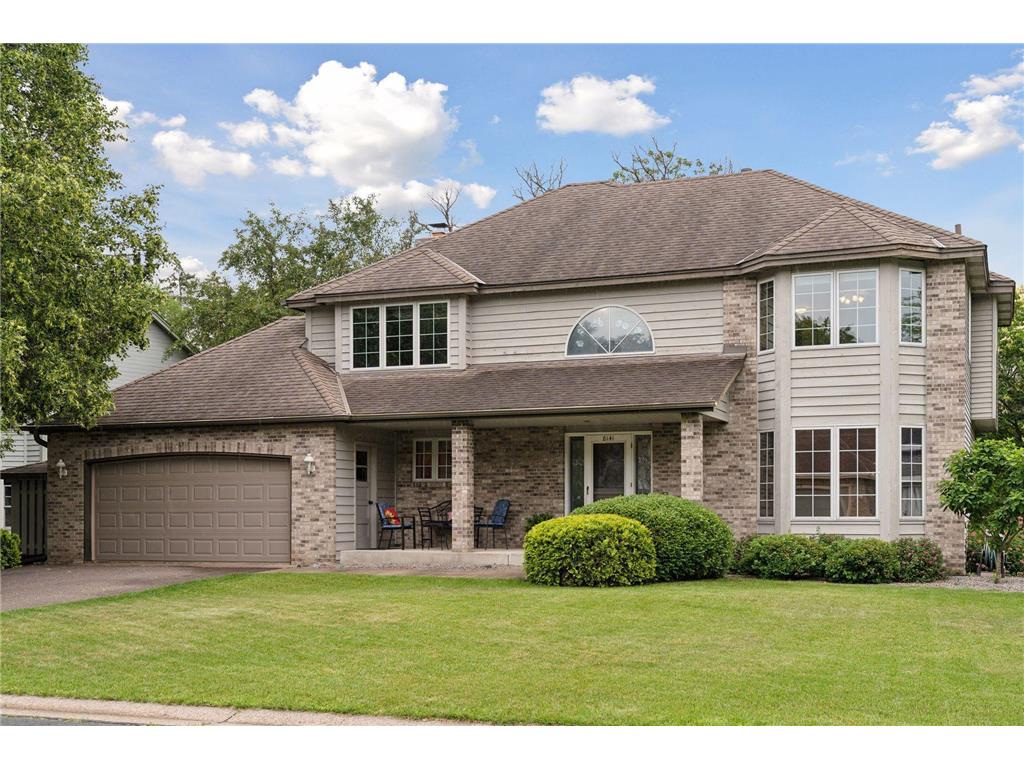 8141 Red Oak Court, Mounds View, MN, 55112 MLS 6556031 Edina Realty