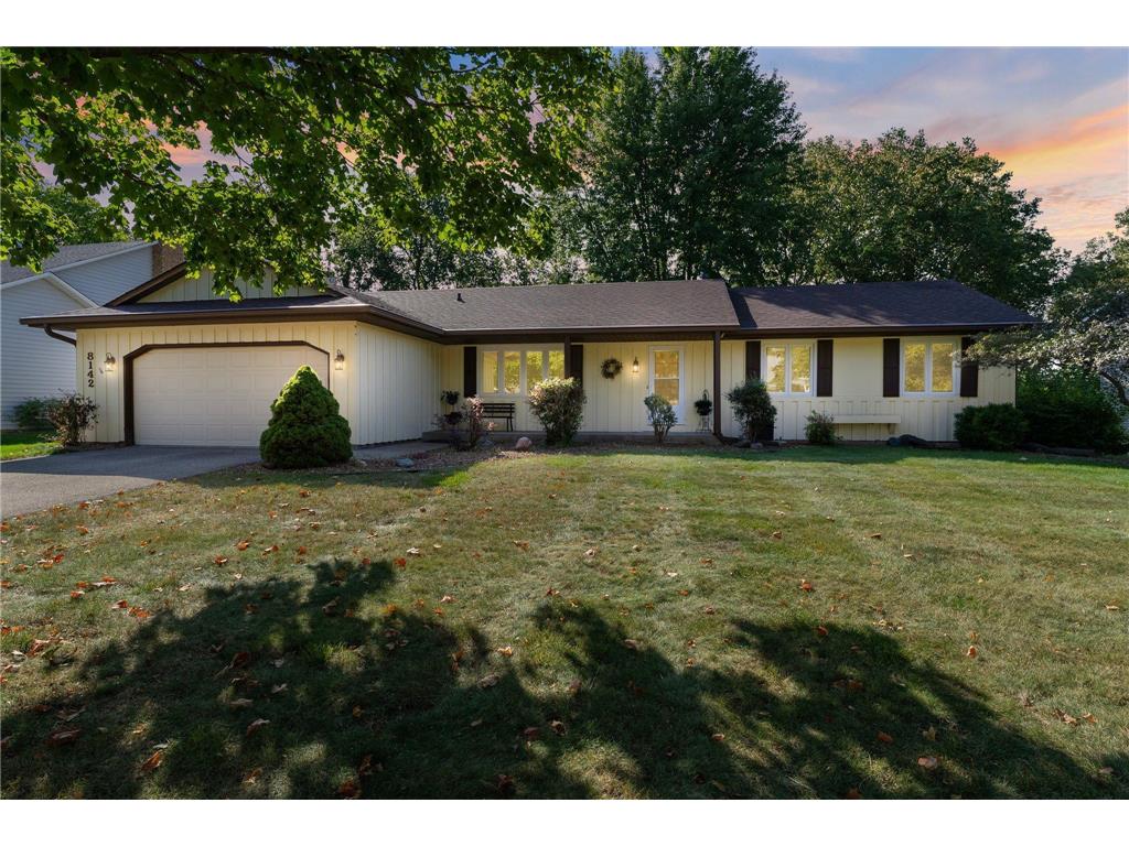 8142 137th Court Apple Valley MN 55124 6601731 image1