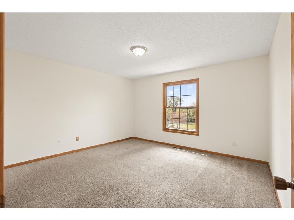 8143 Curtis Lane Eden Prairie MN 55347 7070389 image23