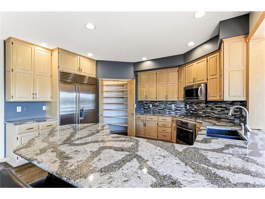 8148 Ithaca Lane N Maple Grove MN 55311 - Fish 7112043 image25