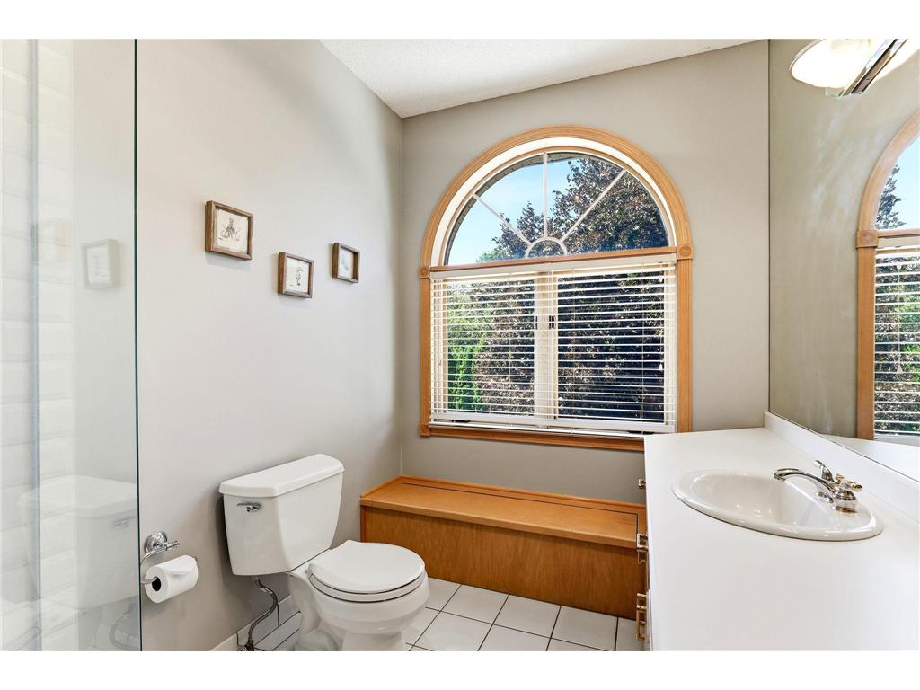 8148 Ithaca Lane N Maple Grove MN 55311 - Fish 7112043 image42