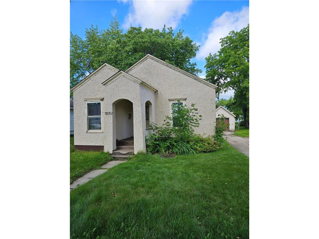 815 1st Street SW, Wadena, MN, 56482 MLS 6564907 Edina Realty