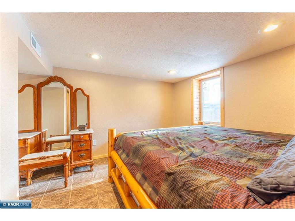 815 3rd Street N Tower MN 55790 7011425 image24