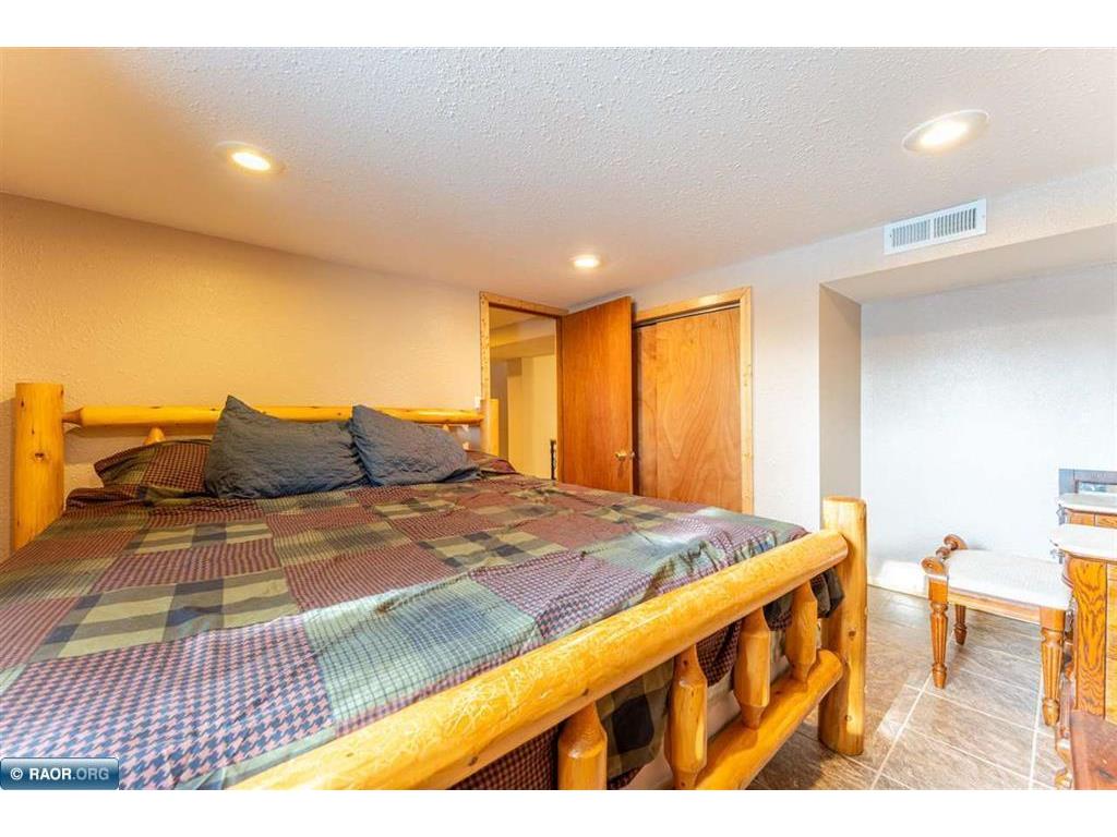 815 3rd Street N Tower MN 55790 7011425 image25
