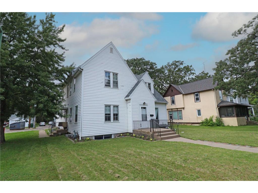 815 5th Avenue S Saint Cloud MN 56301 6819582 image1