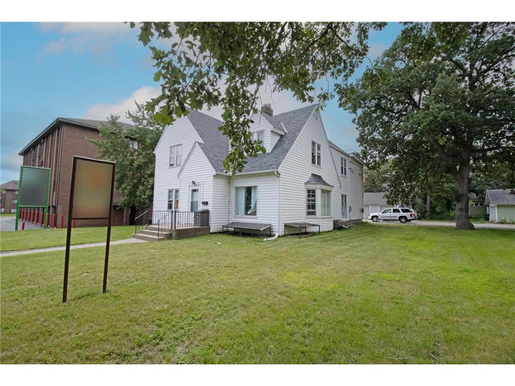 815 5th Avenue S Saint Cloud MN 56301 6819582 image2