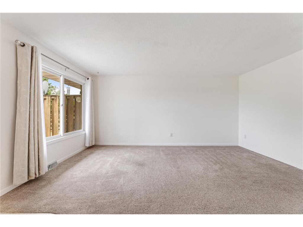815 Kingston Street N Caledonia MN 55921 7100283 image3