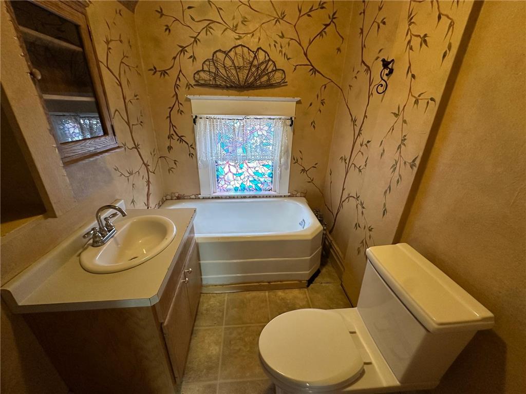 815 Main Avenue N Thief River Falls MN 56701 7084636 image19