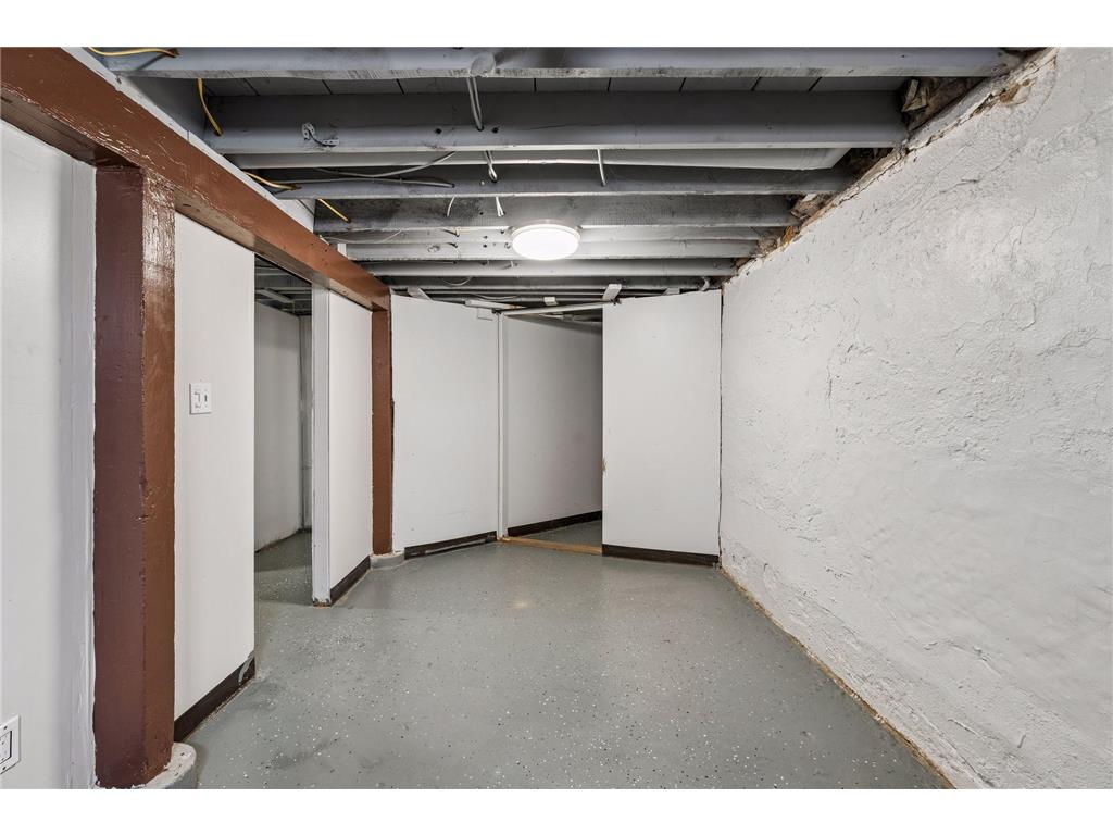815 Newton Avenue N Minneapolis MN 55411 7064215 image35