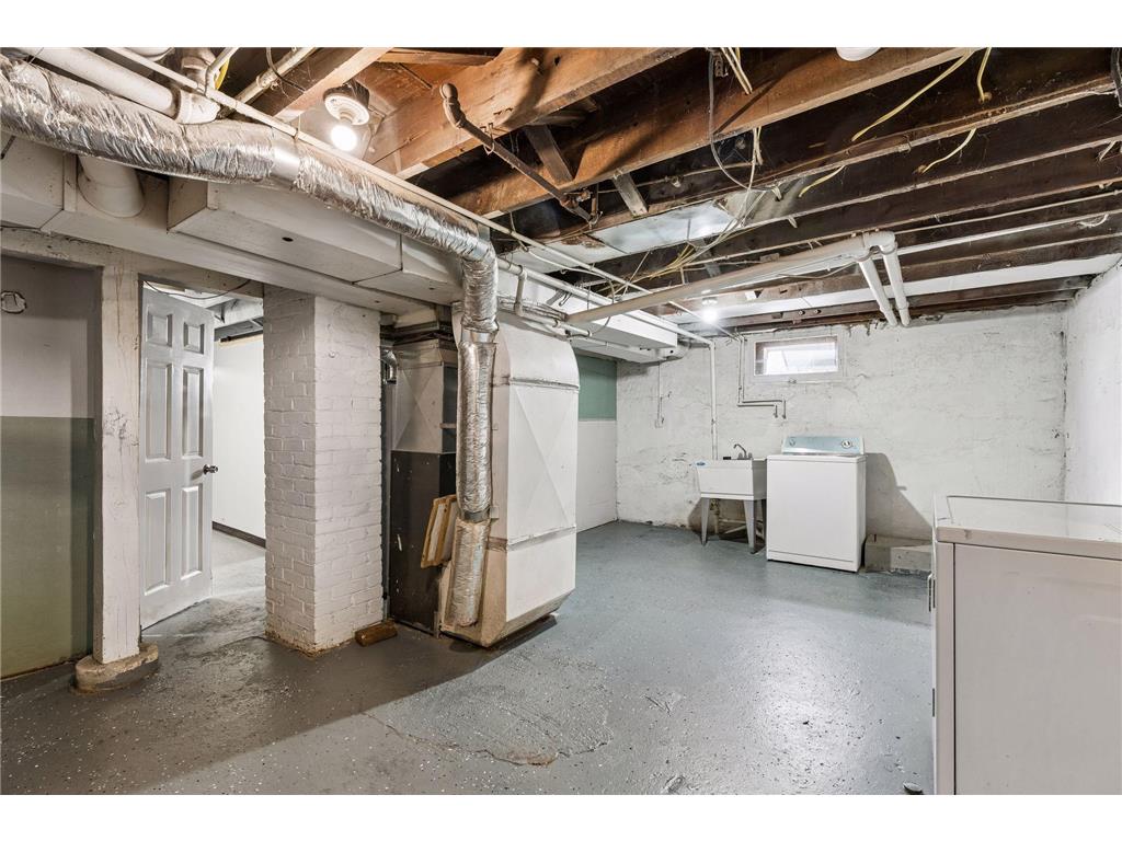 815 Newton Avenue N Minneapolis MN 55411 7064215 image38