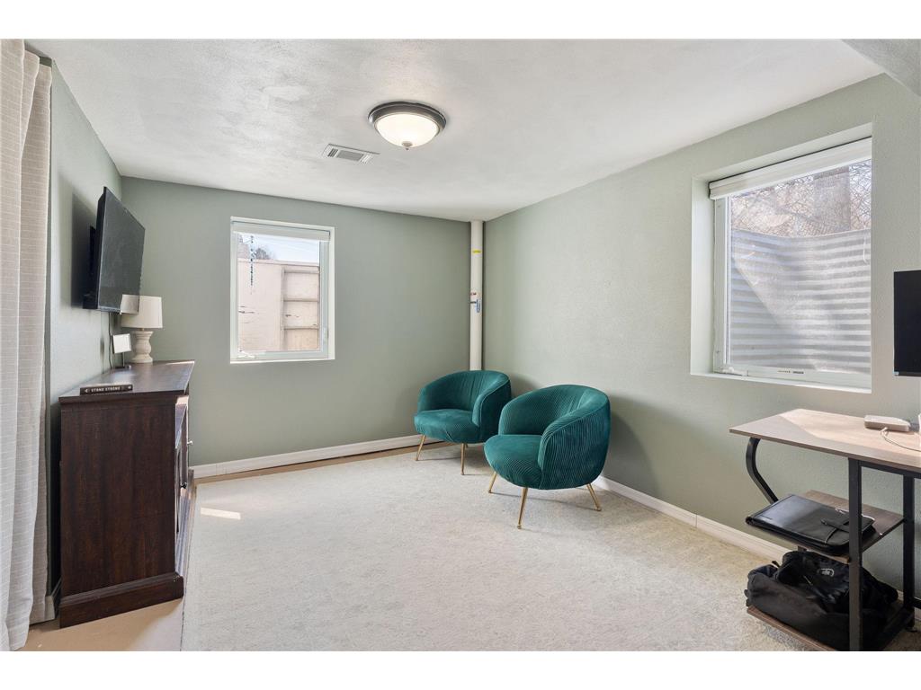 815 S Elm Avenue Owatonna MN 55060 7037109 image19