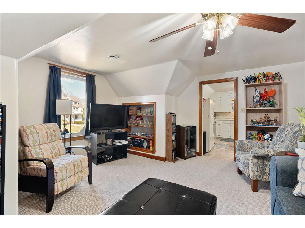 815 S Elm Avenue Owatonna MN 55060 7037109 image28