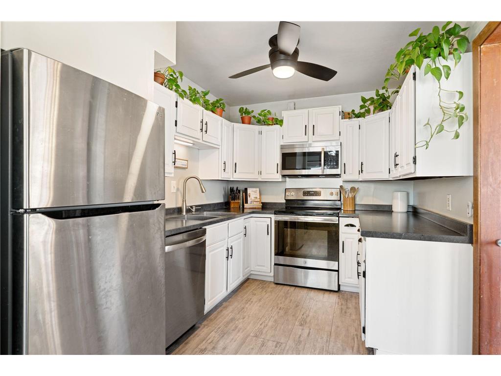 815 S Elm Avenue Owatonna MN 55060 7037109 image6