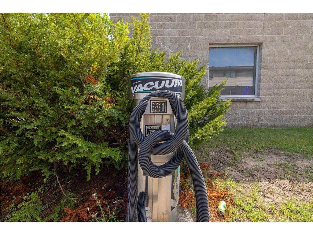 815 S MAIN Street Fountain City WI 54629 6700729 image16