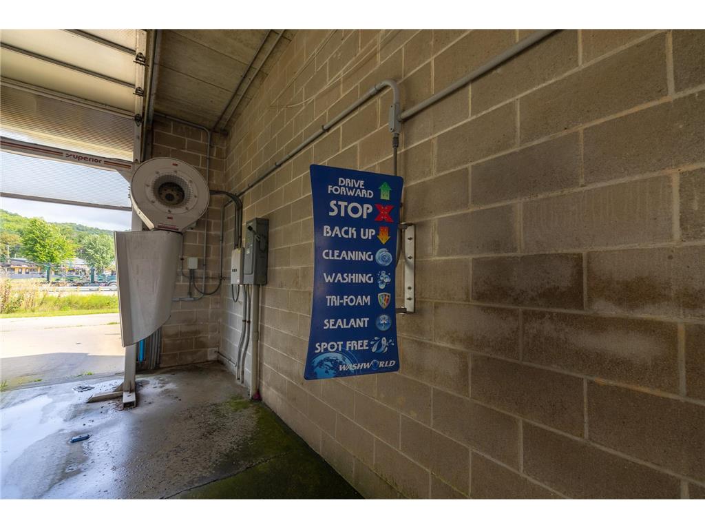 815 S MAIN Street Fountain City WI 54629 6700729 image20