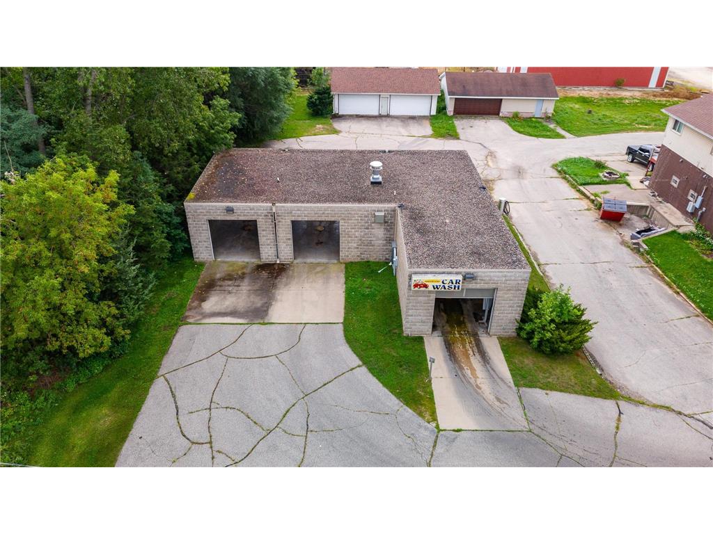 815 S MAIN Street Fountain City WI 54629 6700729 image4