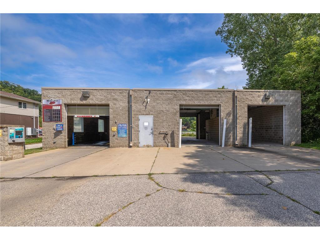 815 S MAIN Street Fountain City WI 54629 6700729 image6