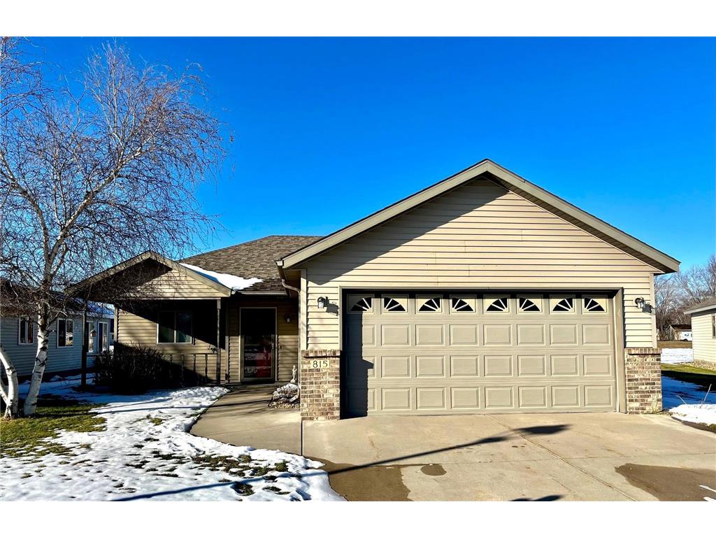 815 Willow View Lane, Waite Park, MN, 56387 MLS 6314538 Edina Realty