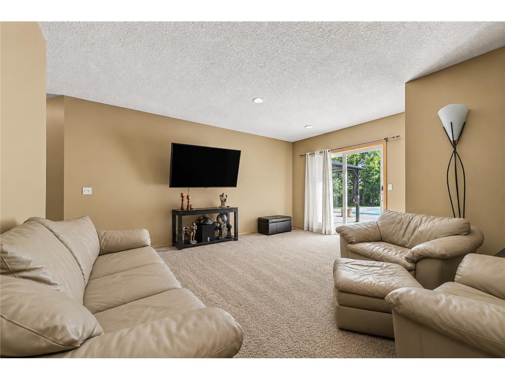8150 9th Street Place N Oakdale MN 55128 - Armstrong Lake 7083578 image27