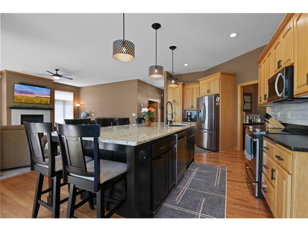 8156 9th Street Place N Oakdale MN 55128 - Armstrong Lake 7074336 image12