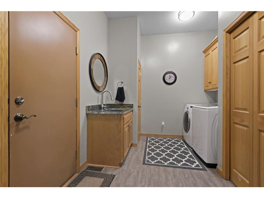 8156 9th Street Place N Oakdale MN 55128 - Armstrong Lake 7074336 image28