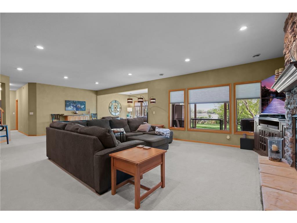 8156 9th Street Place N Oakdale MN 55128 - Armstrong Lake 7074336 image42