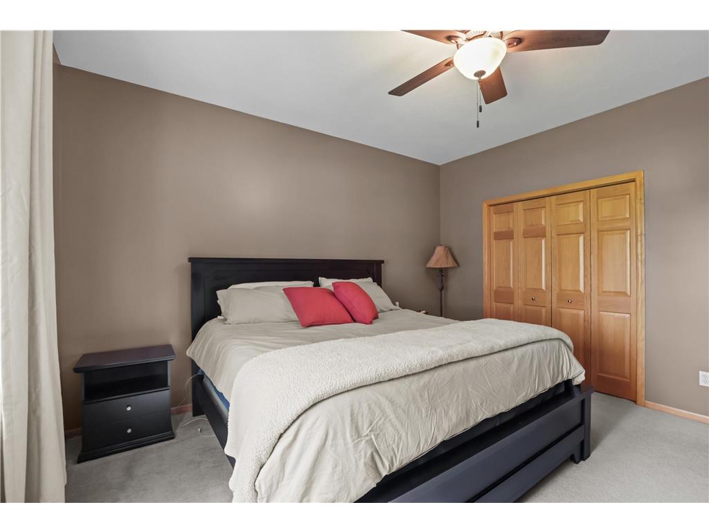 8156 9th Street Place N Oakdale MN 55128 - Armstrong Lake 7074336 image45