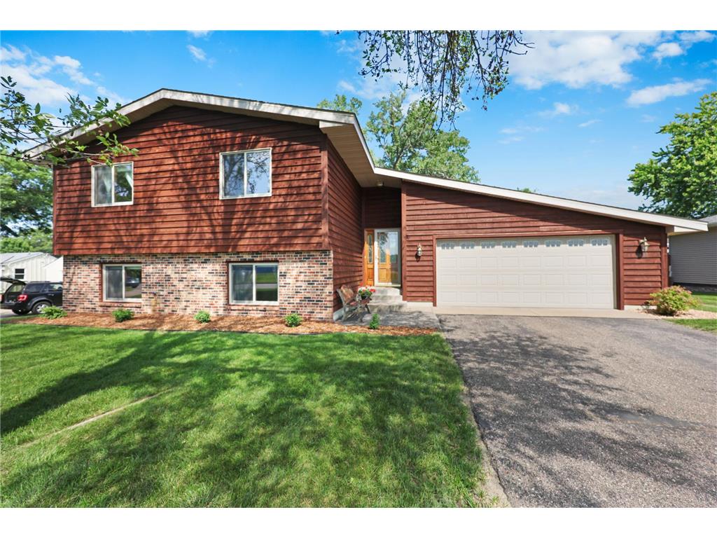 8157 Taylor Street NE Spring Lake Park MN 55432 6799212 image1