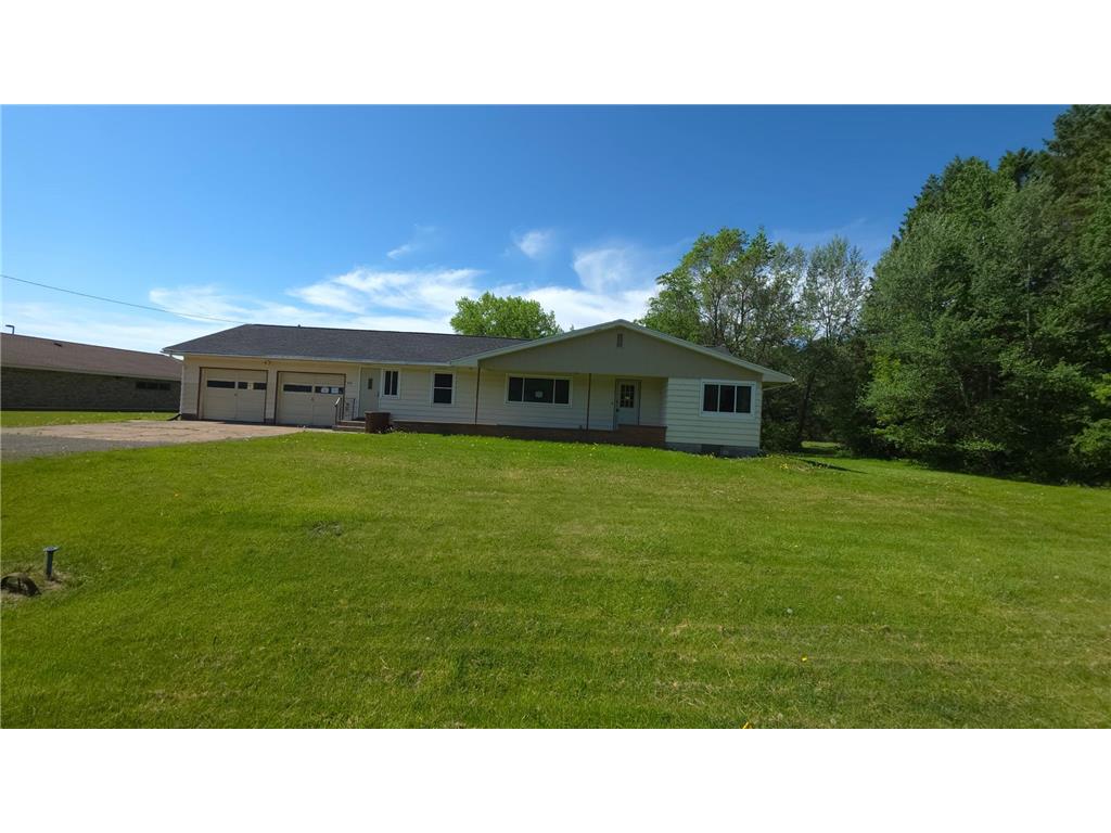 816 1st Street Glenwood City WI 54013 7095773 image1