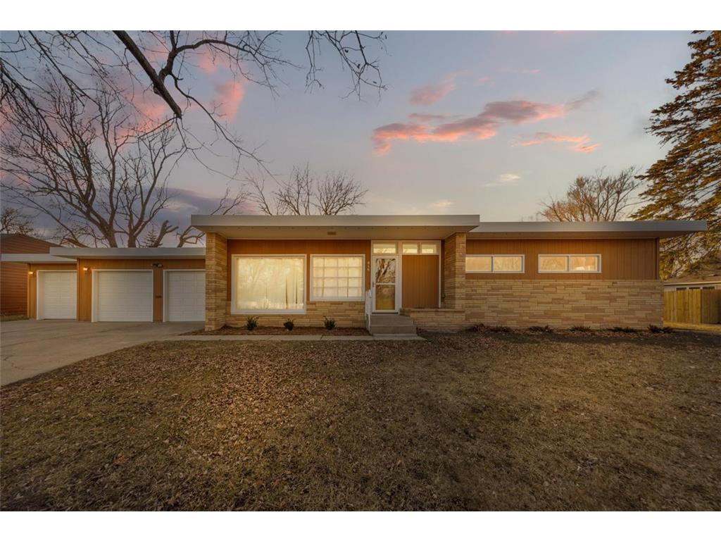 816 2nd Street SE Waseca MN 56093 6495077 image1