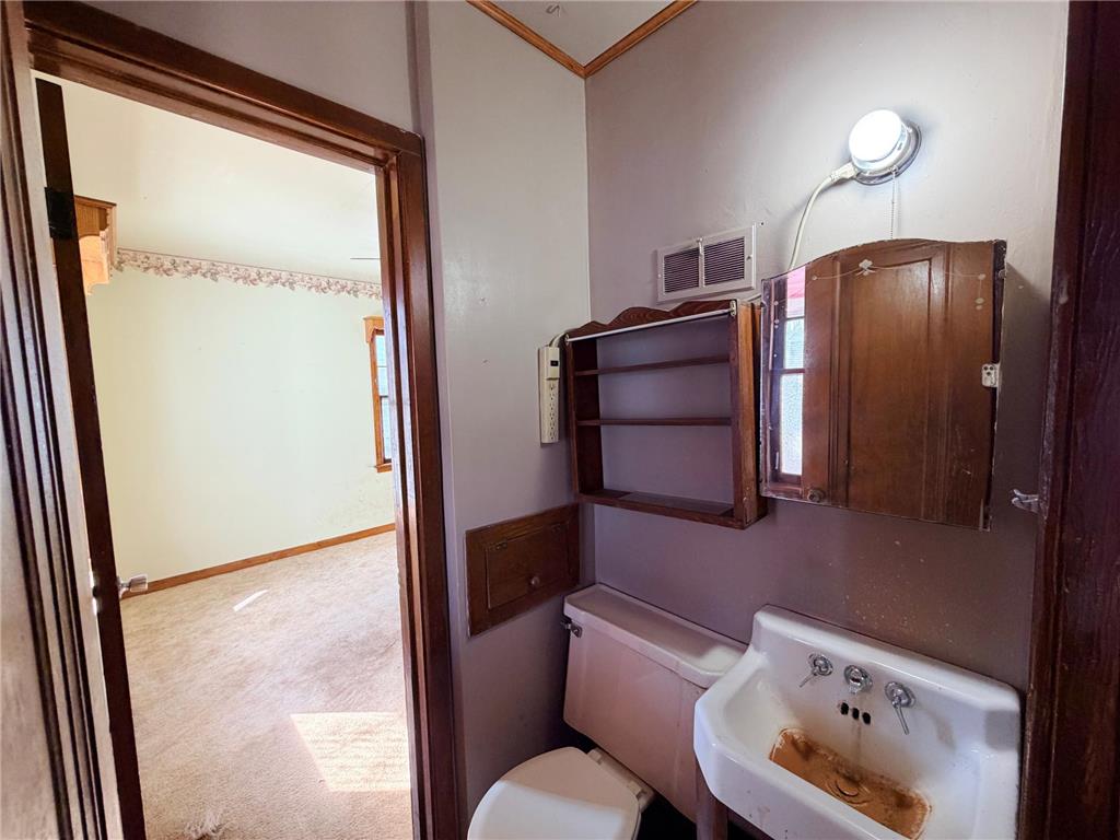 816 Clausen Avenue Albert Lea MN 56007 7073540 image22