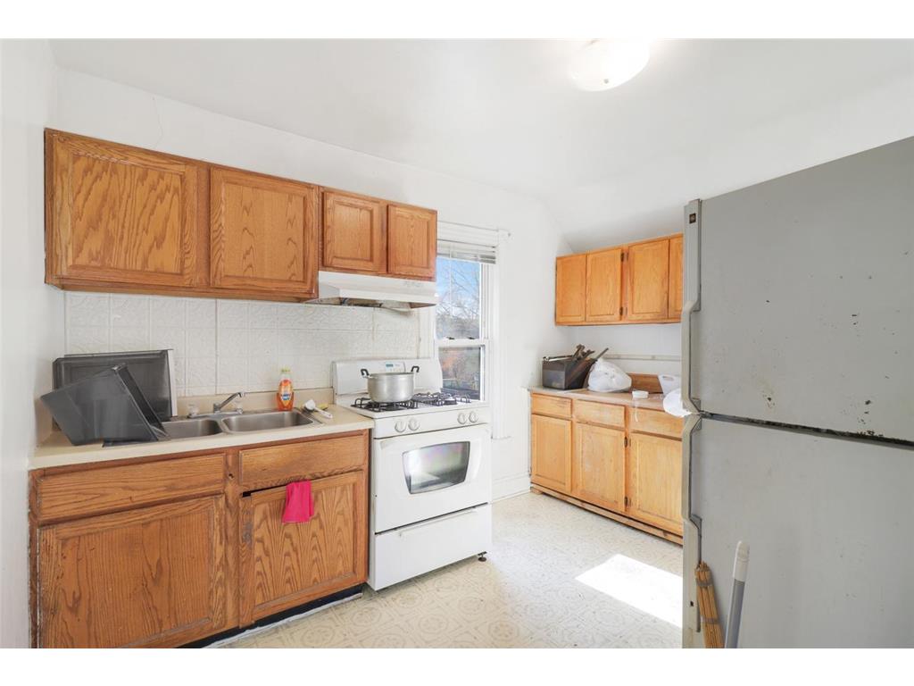 816 Edmund Avenue Saint Paul MN 55104 6816371 image19