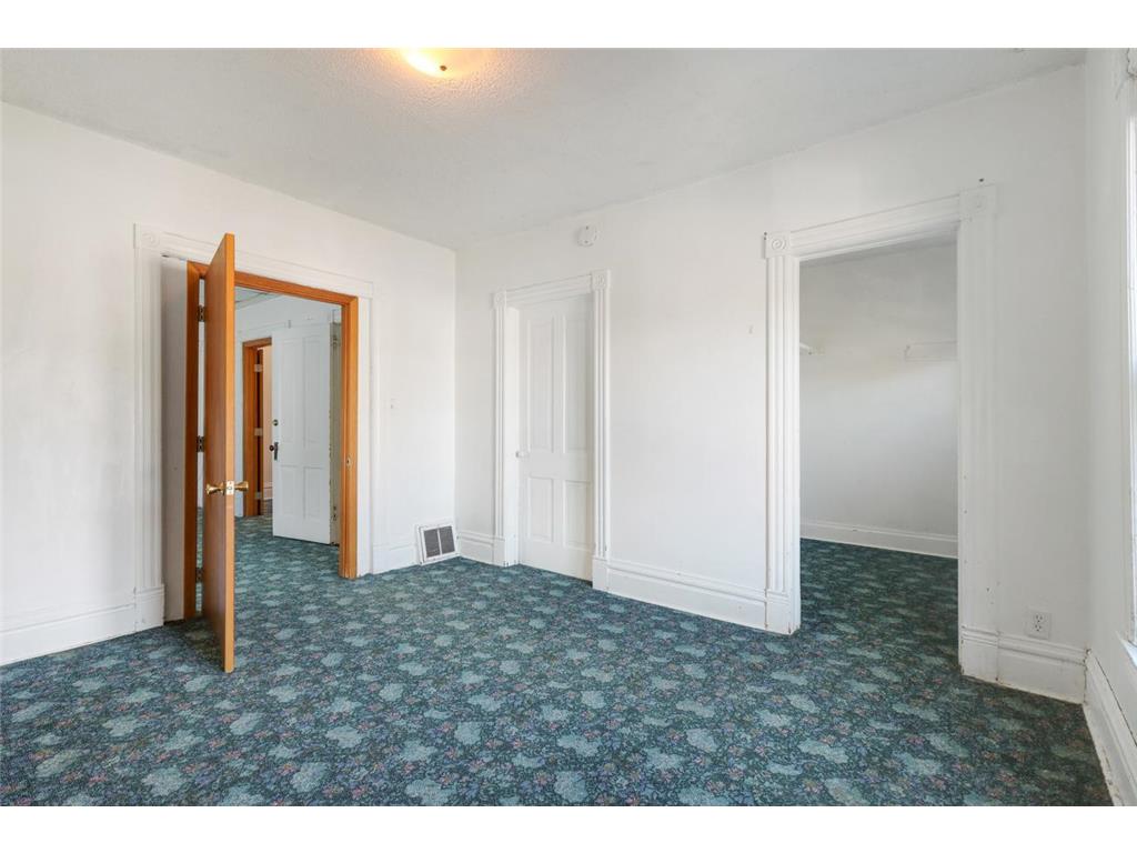 816 Edmund Avenue Saint Paul MN 55104 6816371 image22