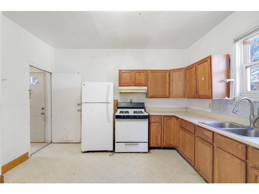 816 Edmund Avenue Saint Paul MN 55104 6816371 image8