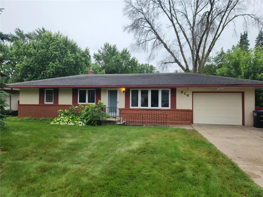 816 Grandview Avenue W Roseville MN 55113 6745903 image1