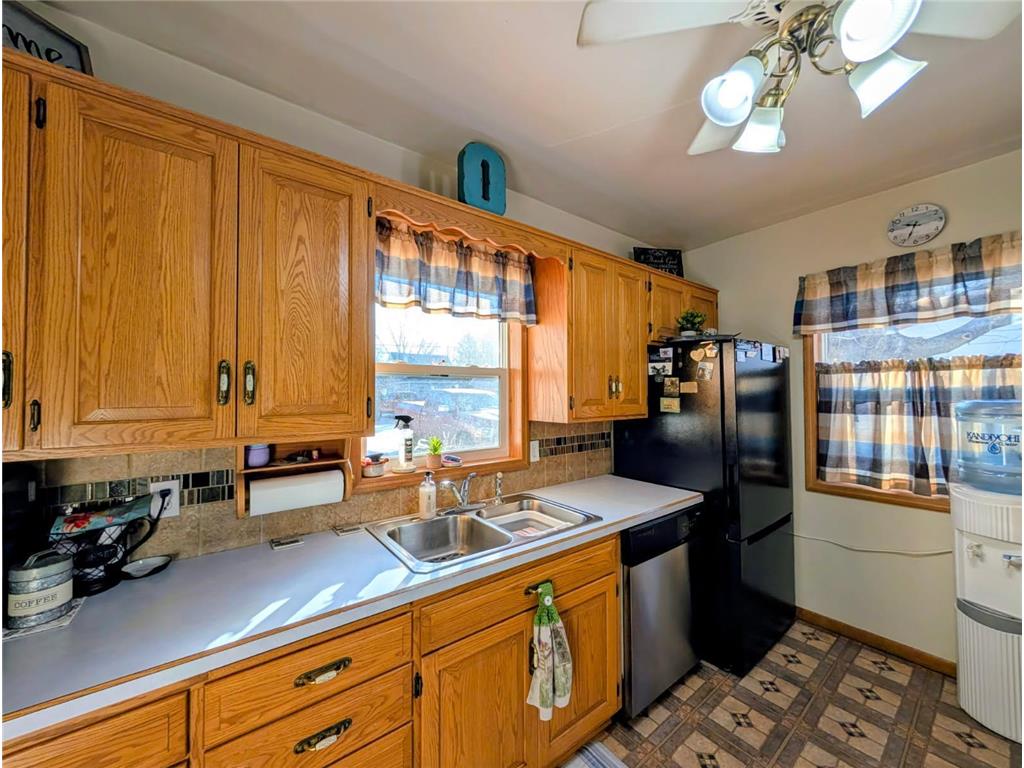 816 N 3rd Street Montevideo MN 56265 7019835 image14