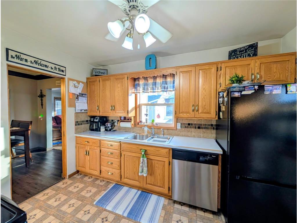 816 N 3rd Street Montevideo MN 56265 7019835 image18