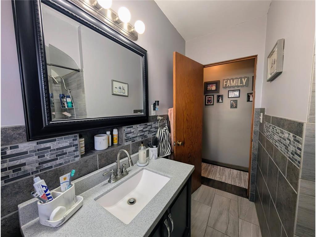 816 N 3rd Street Montevideo MN 56265 7019835 image26