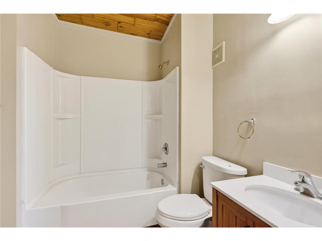 816 N Summit Street Spooner WI 54801 7068495 image19