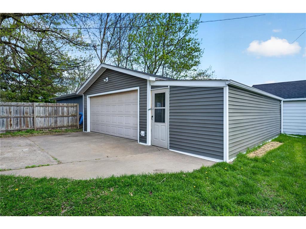 816 N Summit Street Spooner WI 54801 7068495 image34