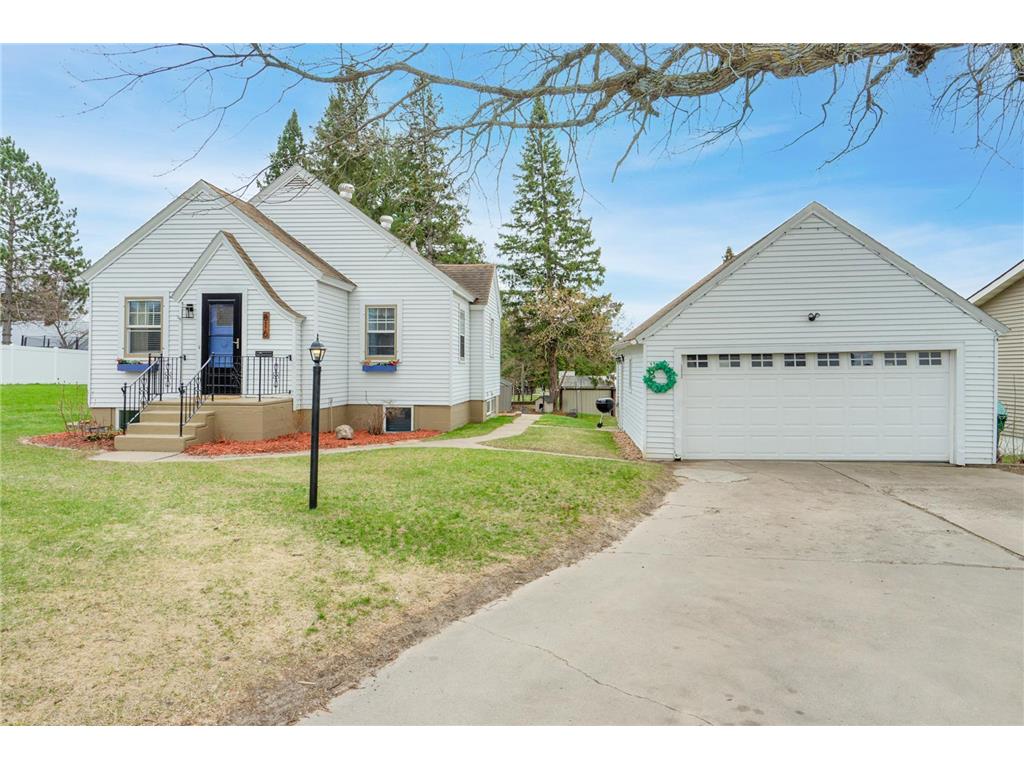 816 NW 9th Street Grand Rapids MN 55744 7074769 image1