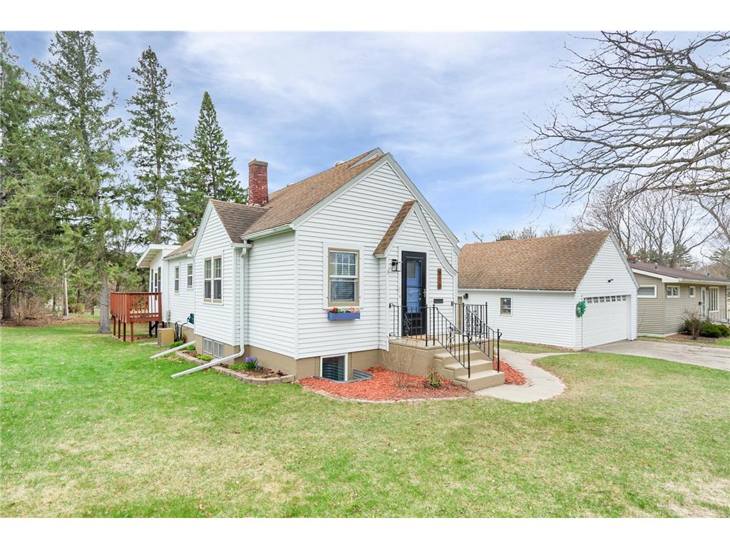 816 NW 9th Street Grand Rapids MN 55744 7074769 image3