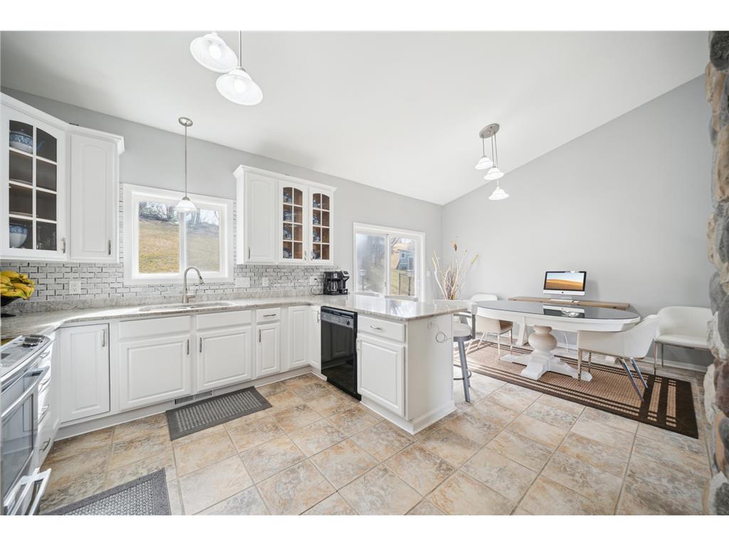 816 Southern Woods Place SW Rochester MN 55902 7016275 image16