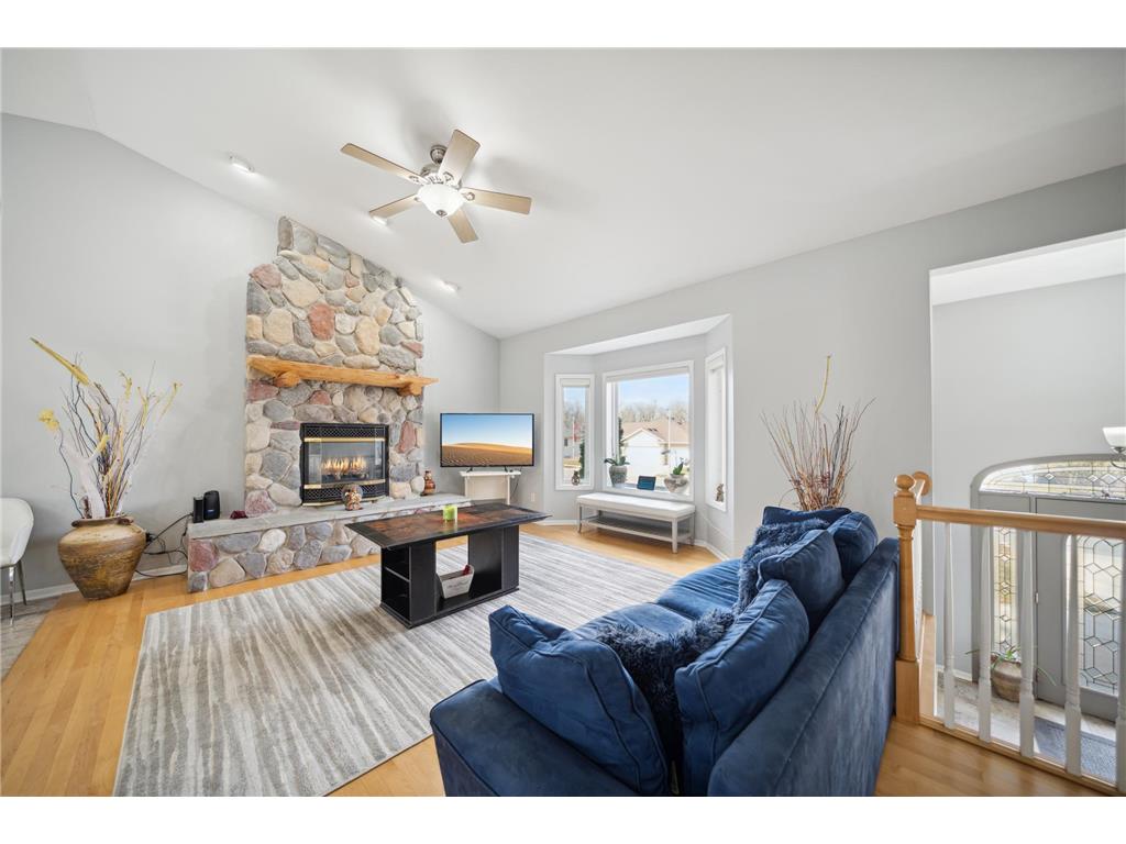 816 Southern Woods Place SW Rochester MN 55902 7016275 image2