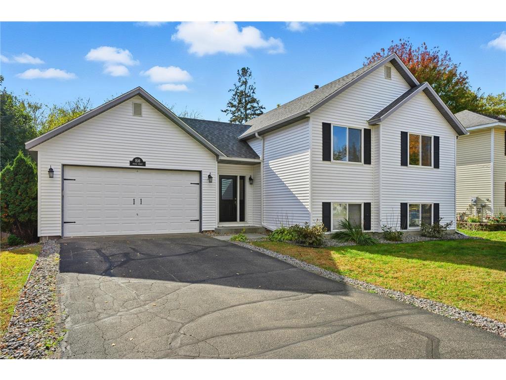 816 Spruce Street Farmington MN 55024 6812802 image1