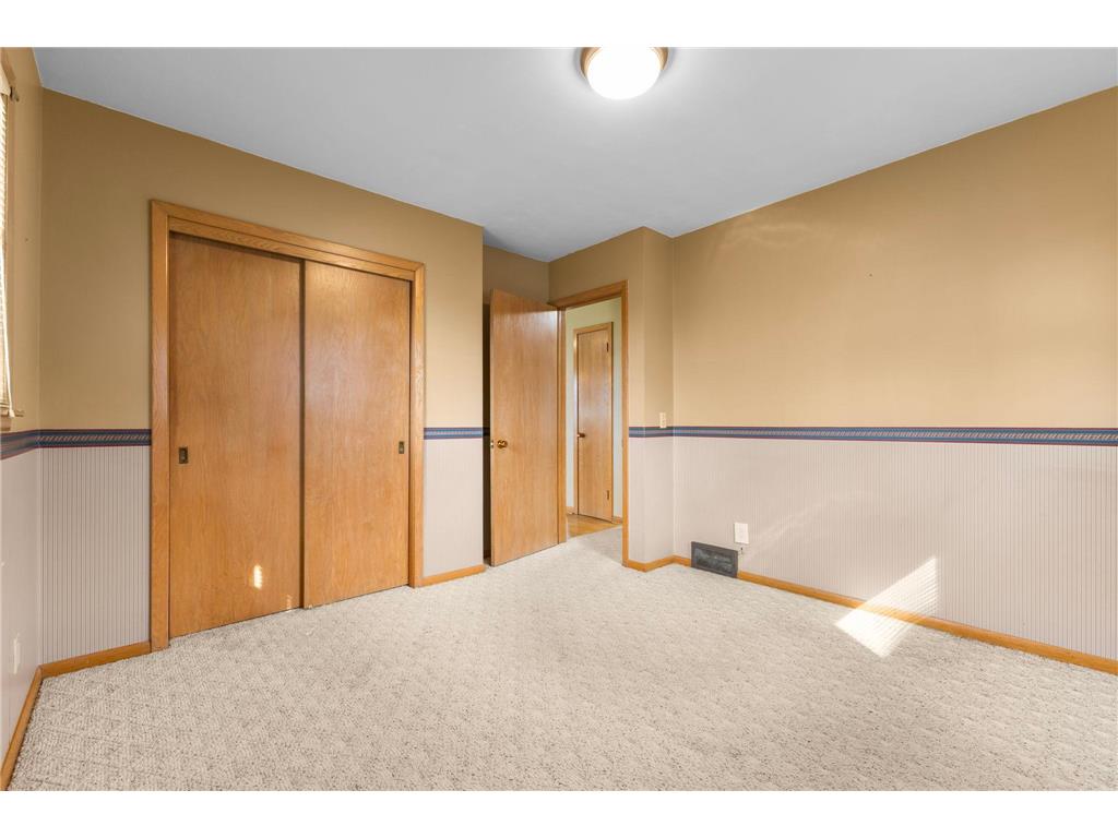 816 W Chandler Street Arlington MN 55307 7037469 image10