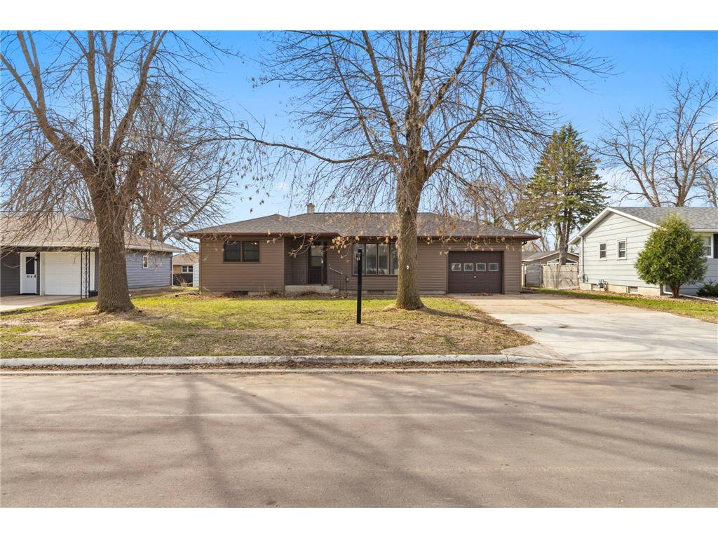 816 W Chandler Street Arlington MN 55307 7037469 image25