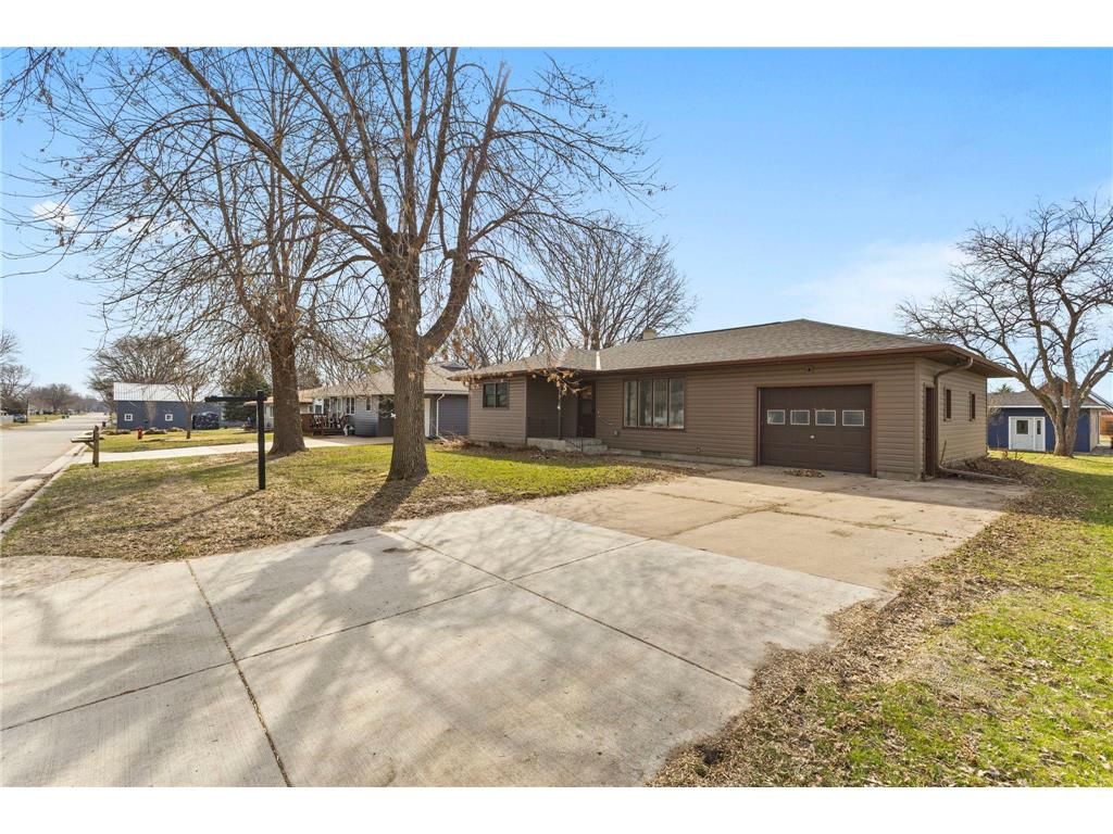 816 W Chandler Street Arlington MN 55307 7037469 image26